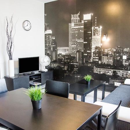 Apartament Expo Brylowska Warschau Buitenkant foto