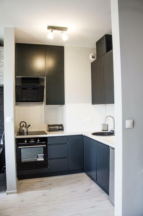 Apartament Expo Brylowska Warschau Buitenkant foto