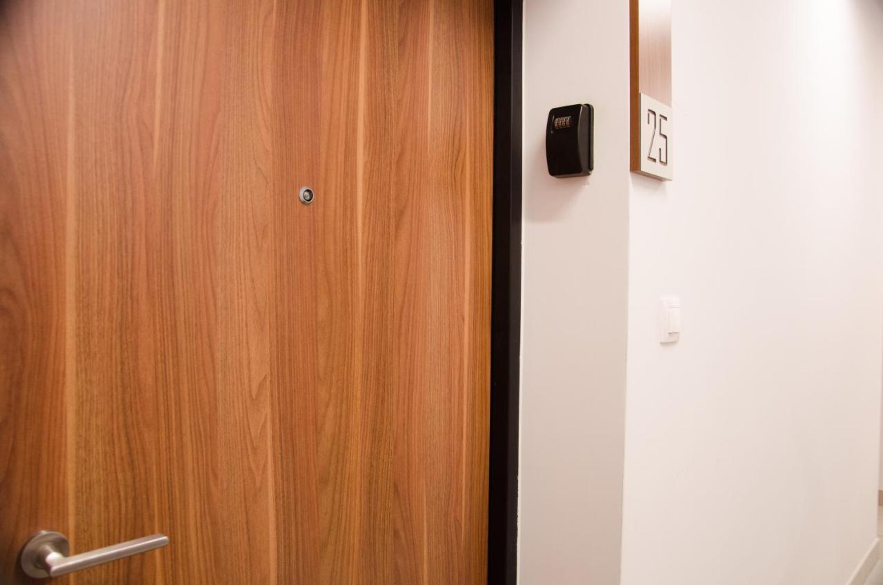 Apartament Expo Brylowska Warschau Buitenkant foto